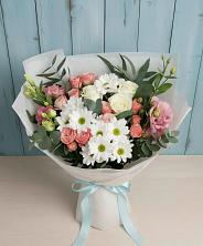Букет цветов из:  Розы, Лизиантусы и Хризантемы в Масловой