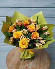 Букет цветов из:  Альстромерии и Розы в Масловой