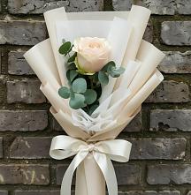 Букет цветов из:  Розы в Масловой