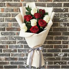 Букет цветов из:  Розы в Масловой