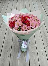 Букет цветов из:  Альстромерии #REPLACE_PRED# Масловой