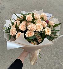 Букет Кремовые розы Латте в Масловой