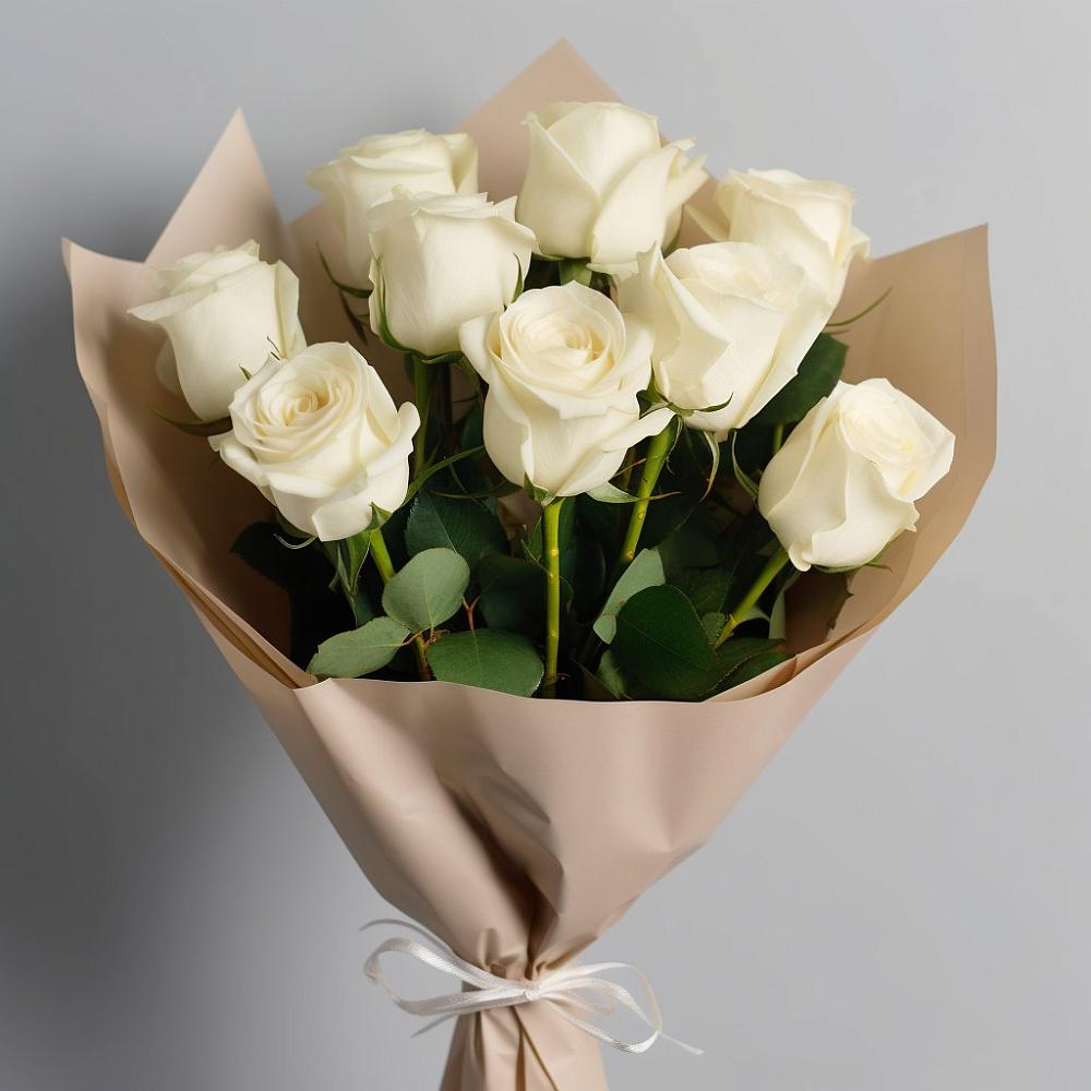 Букет 9 Белых роз Эдлесс Лав в Масловой