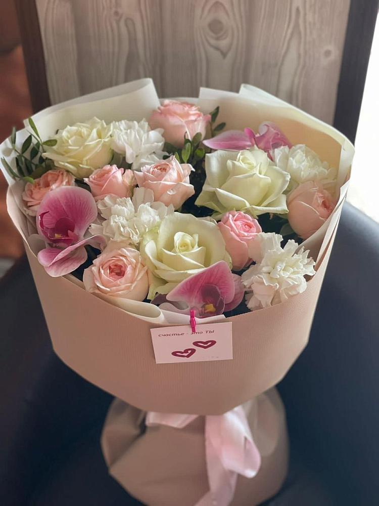 Букет цветов из: Орхидеи, Розы и Гвоздики в Масловой