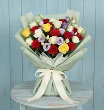 Букет цветов из:  Розы в Масловой