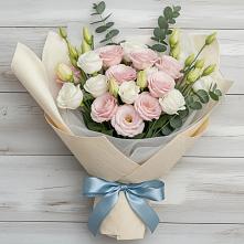 Букет цветов из:  Лизиантусы #REPLACE_PRED# Масловой