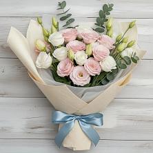 Букет цветов из:  Лизиантусы в Масловой