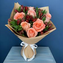 Букет цветов из:  Розы и Альстромерии в Масловой