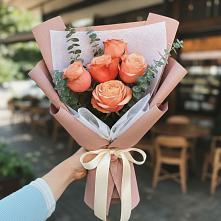 Букет цветов из:  Розы в Масловой