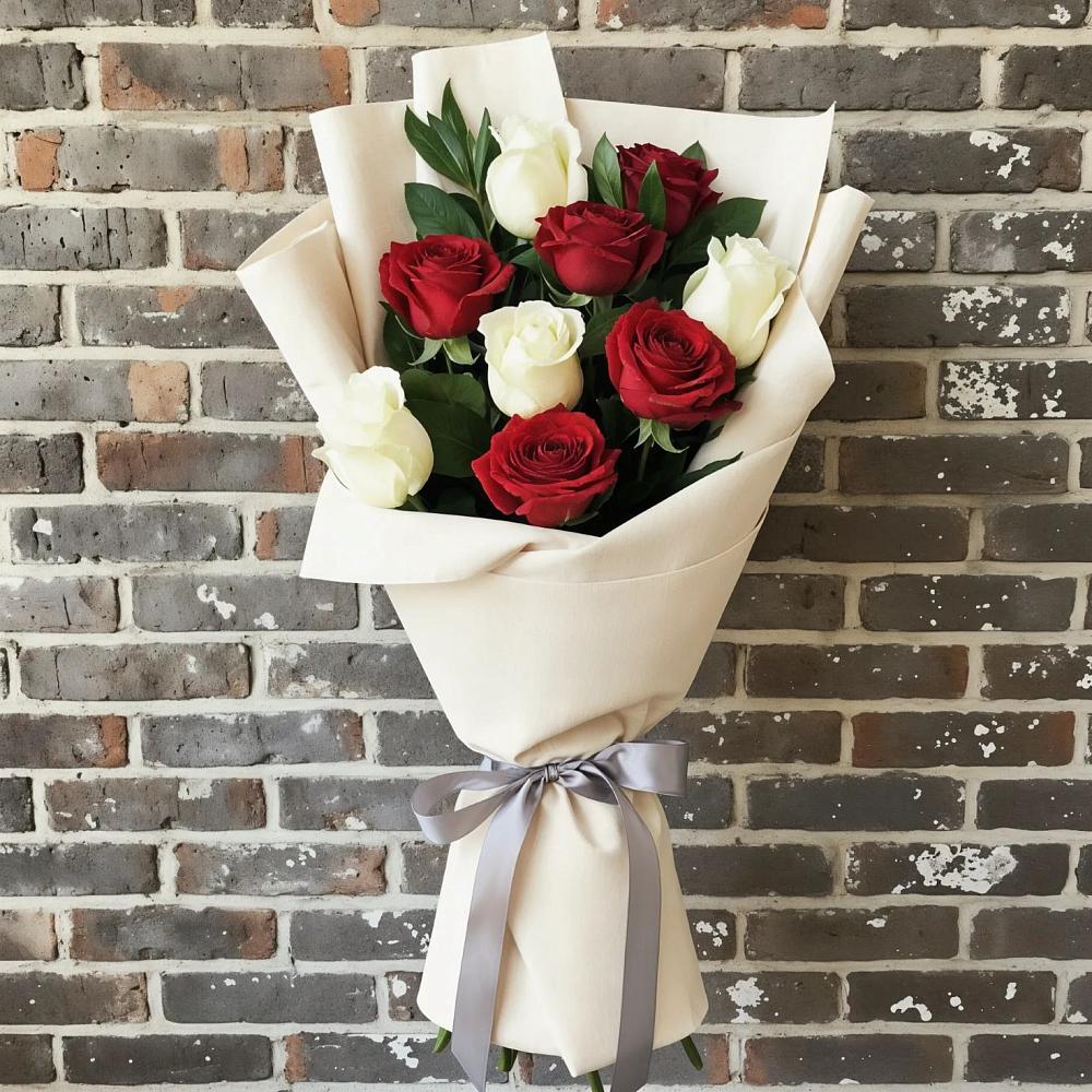 Букет цветов из: Розы в Масловой