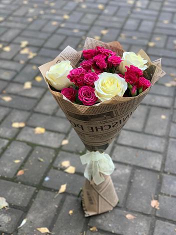 Букет цветов из: Розы в Масловой