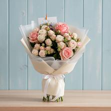 Букет цветов из:  Розы в Масловой