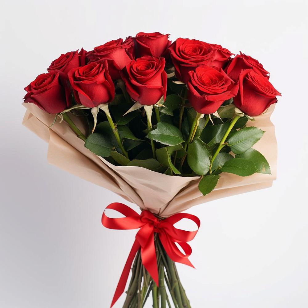 Букет 11 Красных роз Эдлесс Лав в Масловой
